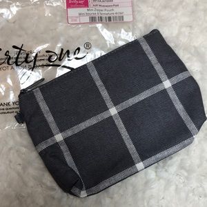Thirty-one mini zipper pouch